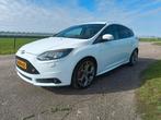 Ford Focus ST 2.0 Ecoboost 2013 Wit 250pk, Auto's, Zwart, 4 cilinders, 1337 kg, Wit