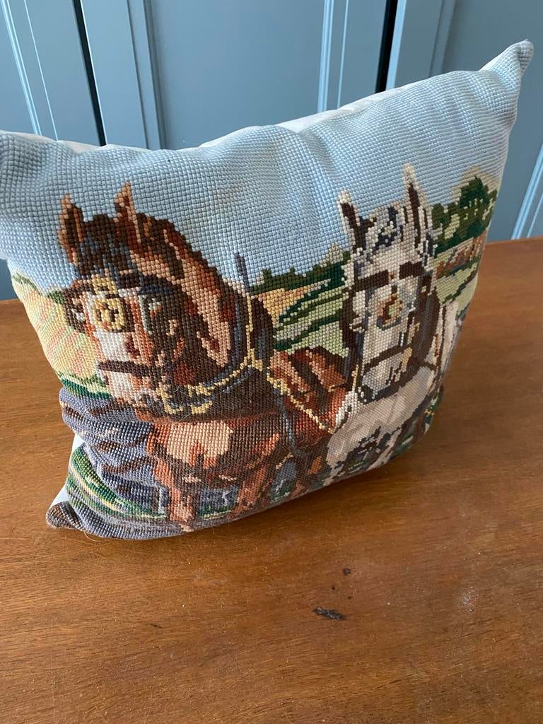 Decoratief kussen met paardenmotief, handgemaakt, Huis en Inrichting, Woonaccessoires | Kussens, Ophalen of Verzenden, Zo goed als nieuw