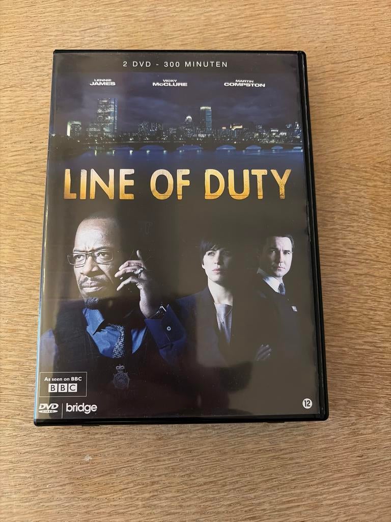 Line of Duty - Seizoen 1 (2 DVD's, 300 minuten), Boxset, Actiethriller, Ophalen of Verzenden, Zo goed als nieuw