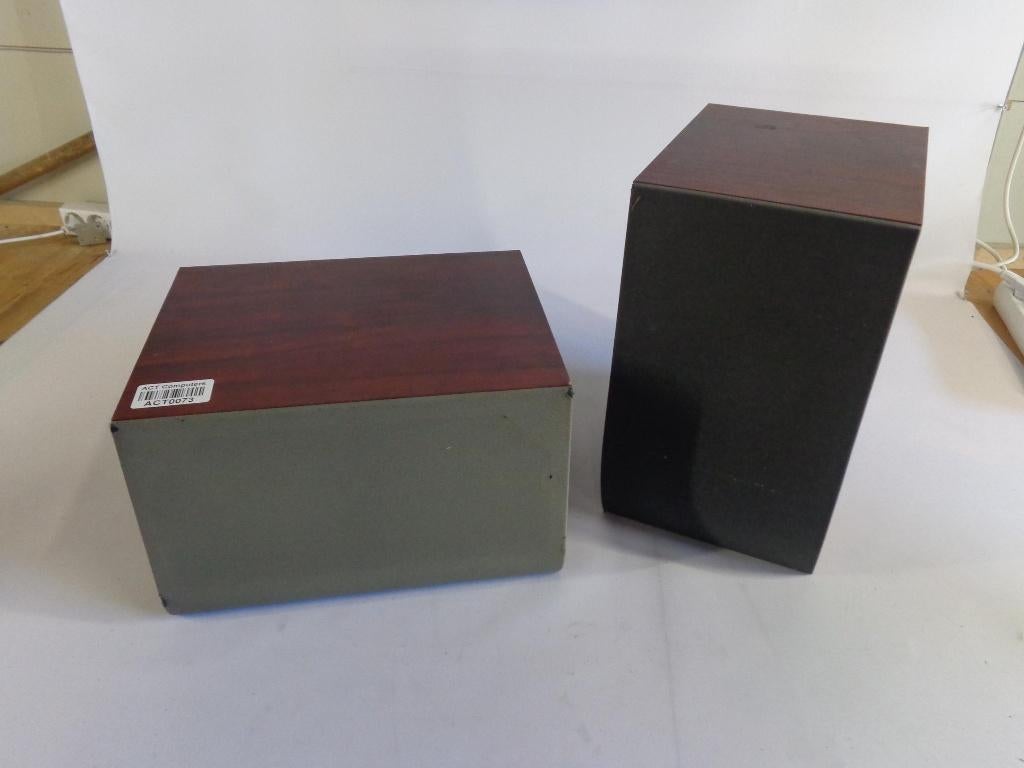 Tannoy speakers, Gebruikt, 60 tot 120 watt, Front, Rear of Stereo speakers, Ophalen