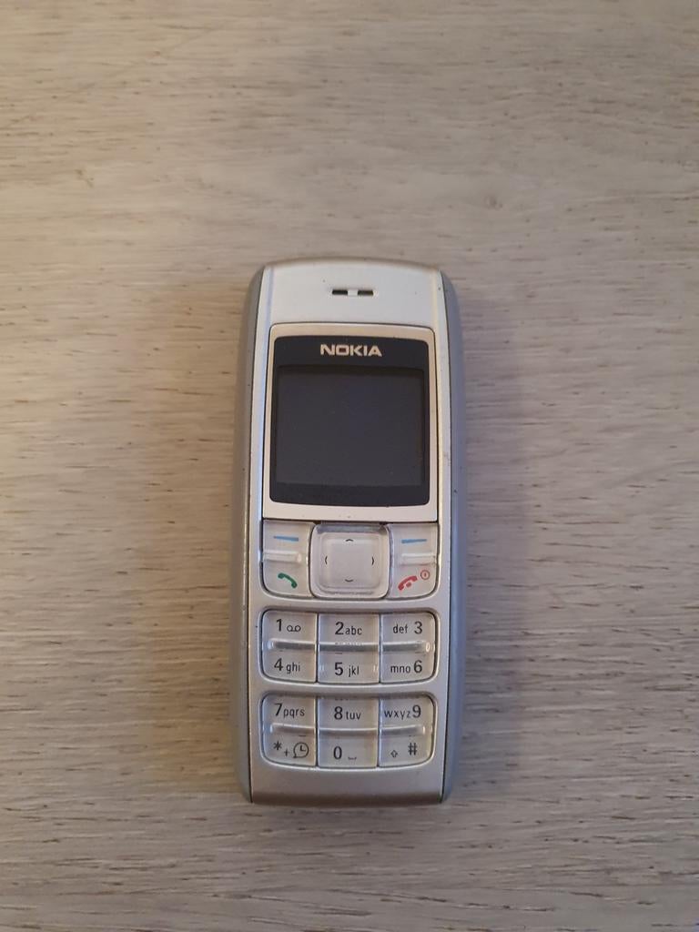 Zeldzame Nokia 1600 zilver in goede staat, Ophalen of Verzenden