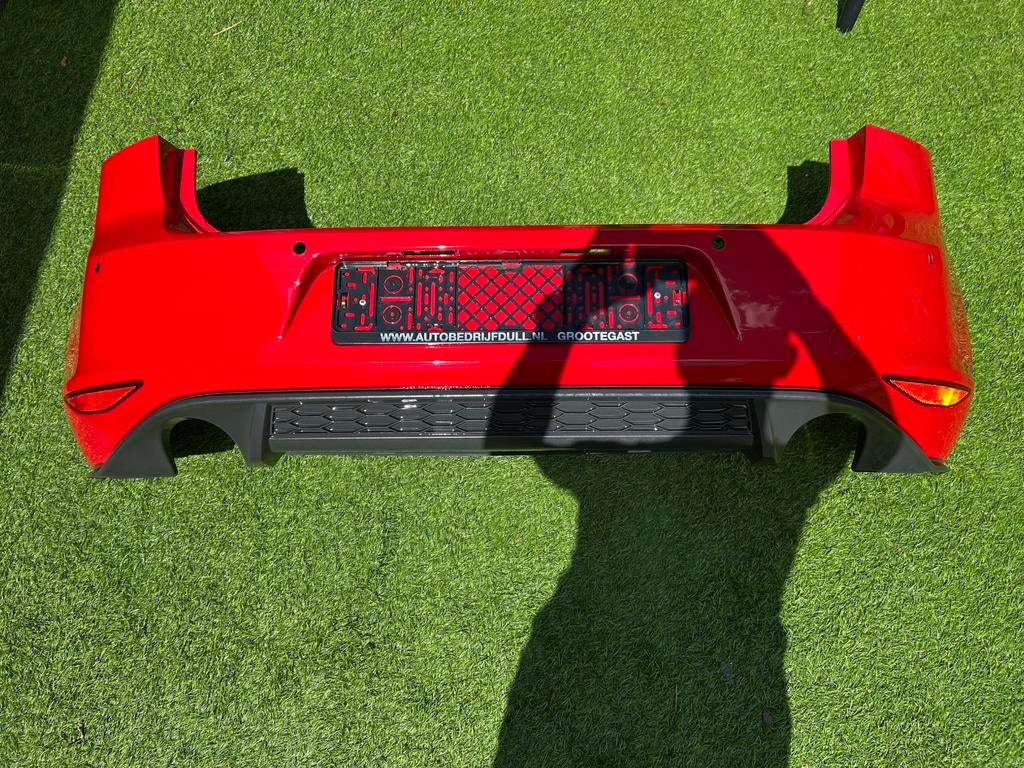 Vw golf 7 gti achterbumper tornadorot Ly3d, Ophalen, Volkswagen, Bumper