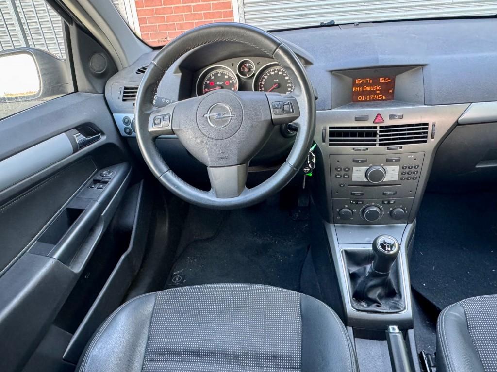 Opel ASTRA WAGON 1.6 Cosmo CLIMA LMV RIJDT GOED NAP APK 4-20, Auto's, Opel, Voorwielaandrijving, 15 km/l, Gebruikt, 4 cilinders