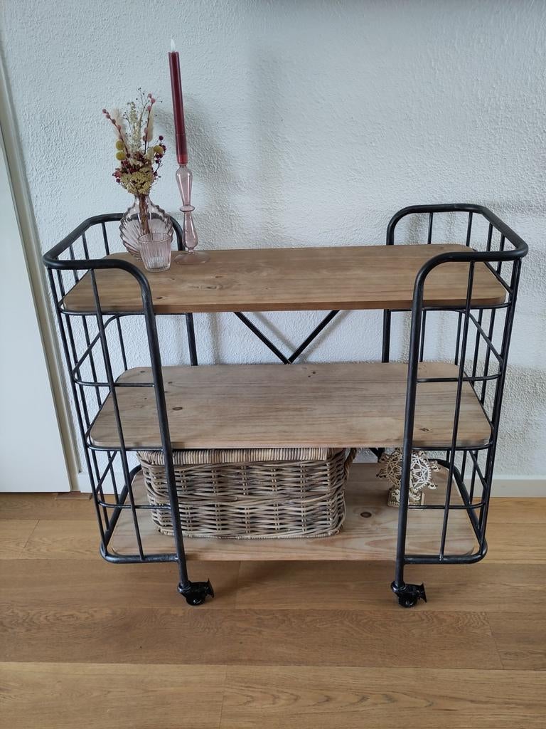Bakkerskast / open kast op wielen, Ophalen, Gebruikt
