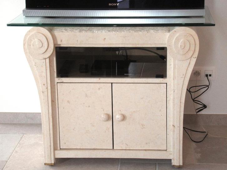 TV-kast / kast in fossiel steen met glazen blad, Huis en Inrichting, Kasten | Televisiemeubels, Zo goed als nieuw, Minder dan 100 cm