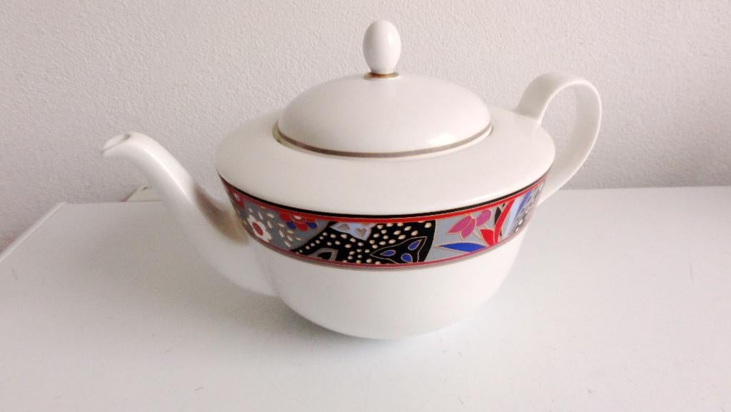 Theekannen, melkkan, suikerpot, vele soorten porselein, Huis en Inrichting, Keuken | Servies, Overige typen, Ophalen of Verzenden