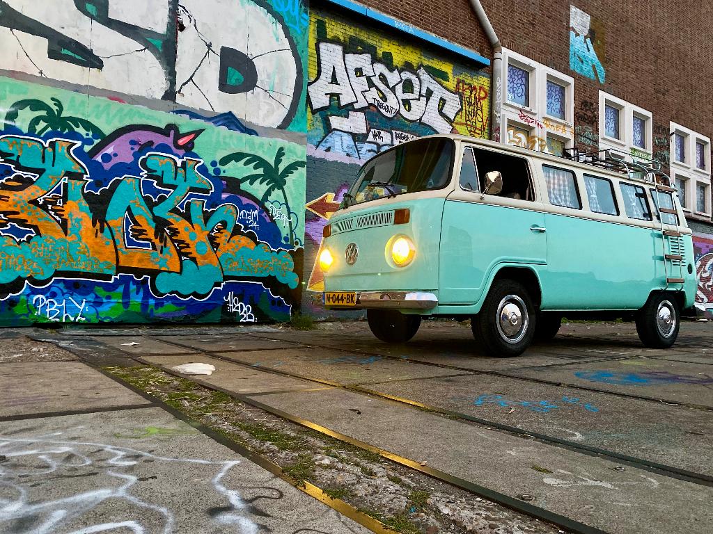 Volkswagen 1978 T2 busje Kombi oldtimer camper, Auto's, Beige, Overige carrosserieën, Volkswagen, Handgeschakeld