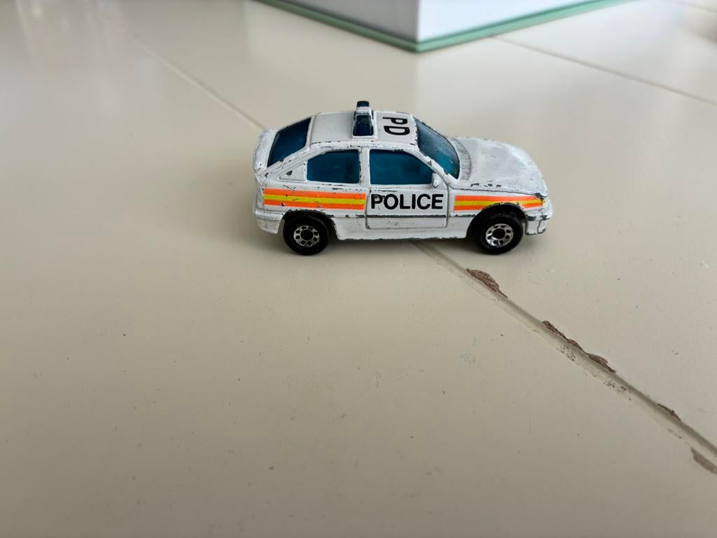 Matchbox Opel Kadett GSI (Police), Ophalen of Verzenden, Gebruikt, Auto