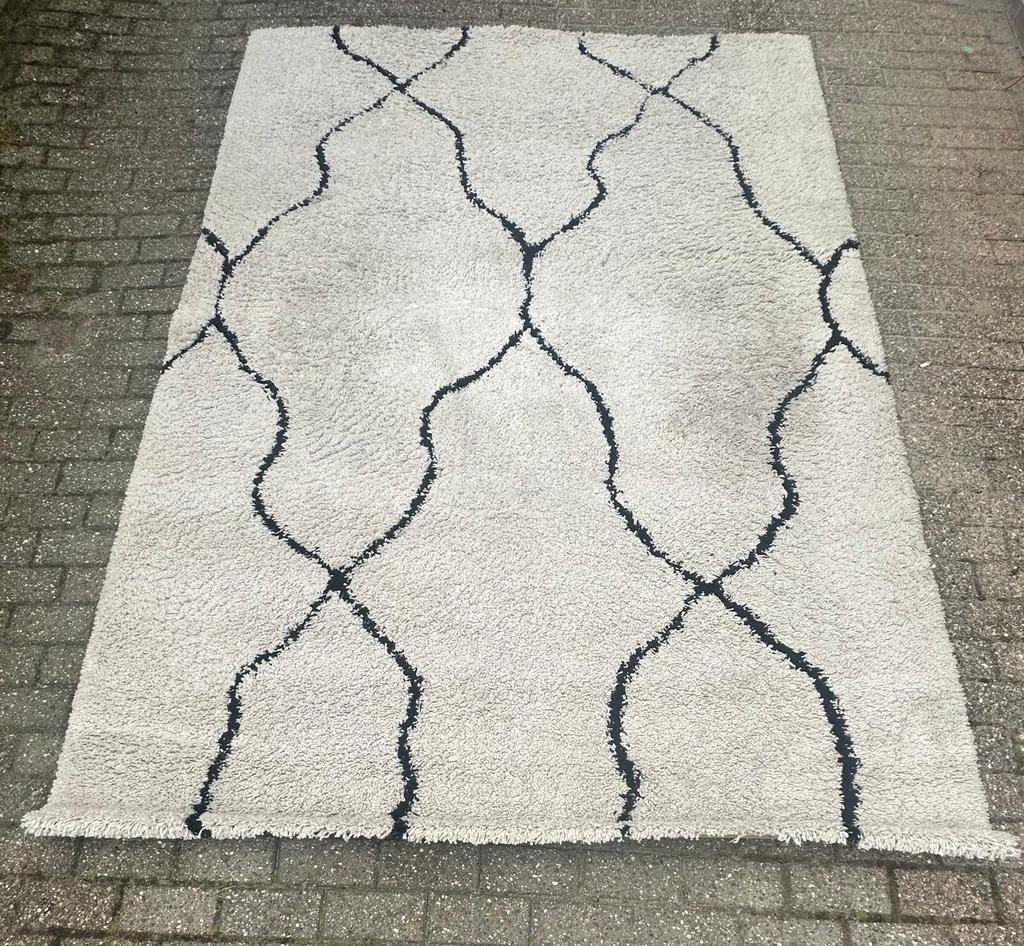 Vloerkleed, Ophalen, Zo goed als nieuw, Crème
