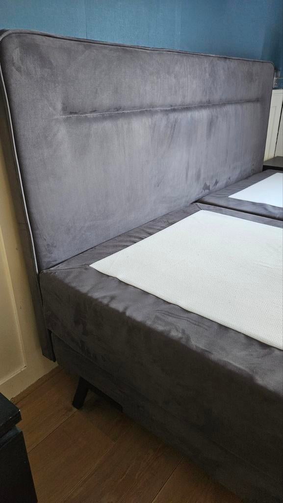 TEAB! Swiss sense boxspring, Huis en Inrichting, Slaapkamer | Boxsprings, Ophalen, Zo goed als nieuw, Tweepersoons, 180 cm
