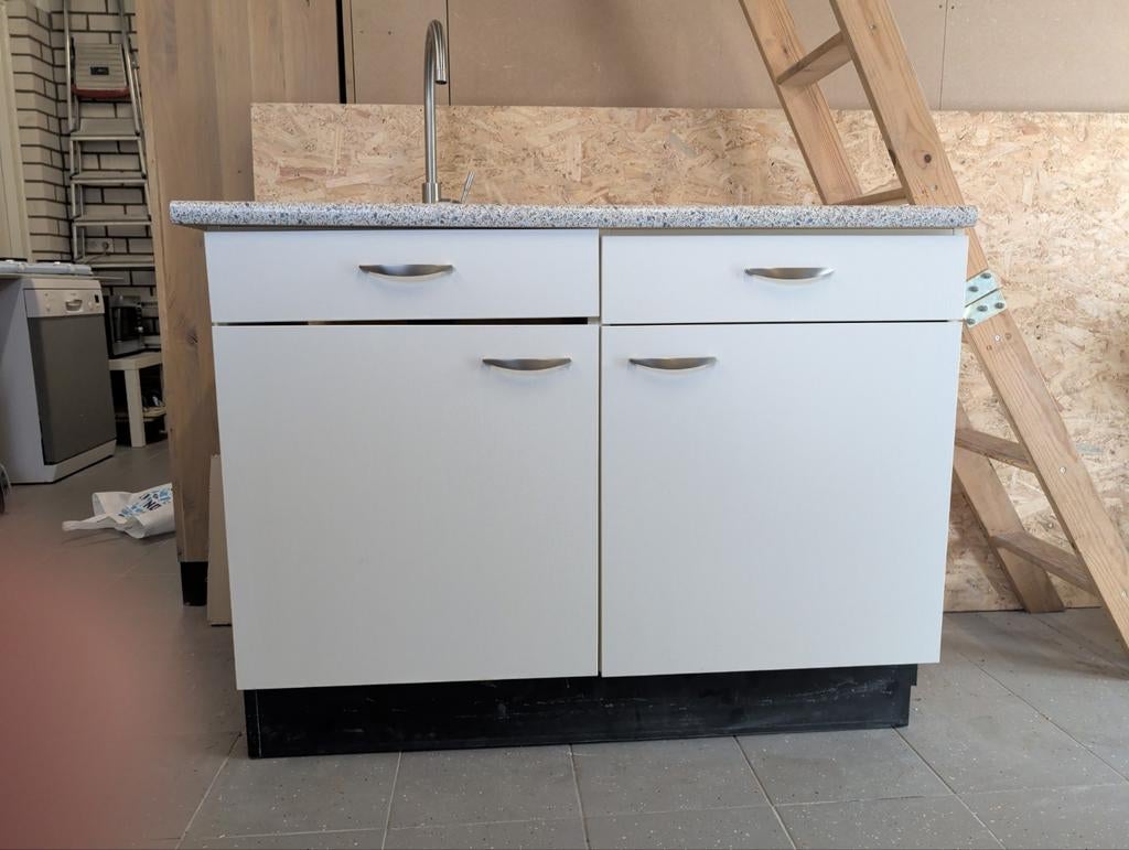 Keukenblok met 2 bovenkasten, Ophalen, Gebruikt, Wit, Enkelwandige keuken