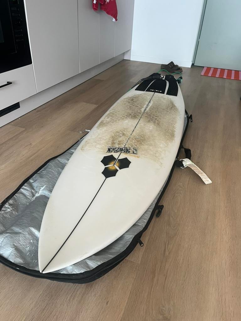 Channel Island 5’10” Surfboard Happy Everyday, Watersport en Boten, Golfsurfen, Ophalen, Zo goed als nieuw, Shortboard, Met koord