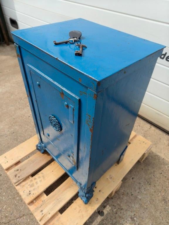 Vintage kluis, kast model, hbd 69x42x33cm, incl. 2 sleutels, Huis en Inrichting, Brandblussers en Brandkasten, Ophalen, Gebruikt