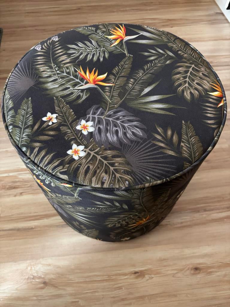 Poef WOOOD met tropische print, 47cm, Huis en Inrichting, Banken | Voetenbanken en Poefen, Ophalen, Minder dan 50 cm, Rond, Minder dan 50 cm
