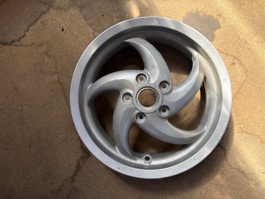 Runner achtervelg 12x3,5, Fietsen en Brommers, Ophalen of Verzenden, Gebruikt, Overige typen, Piaggio
