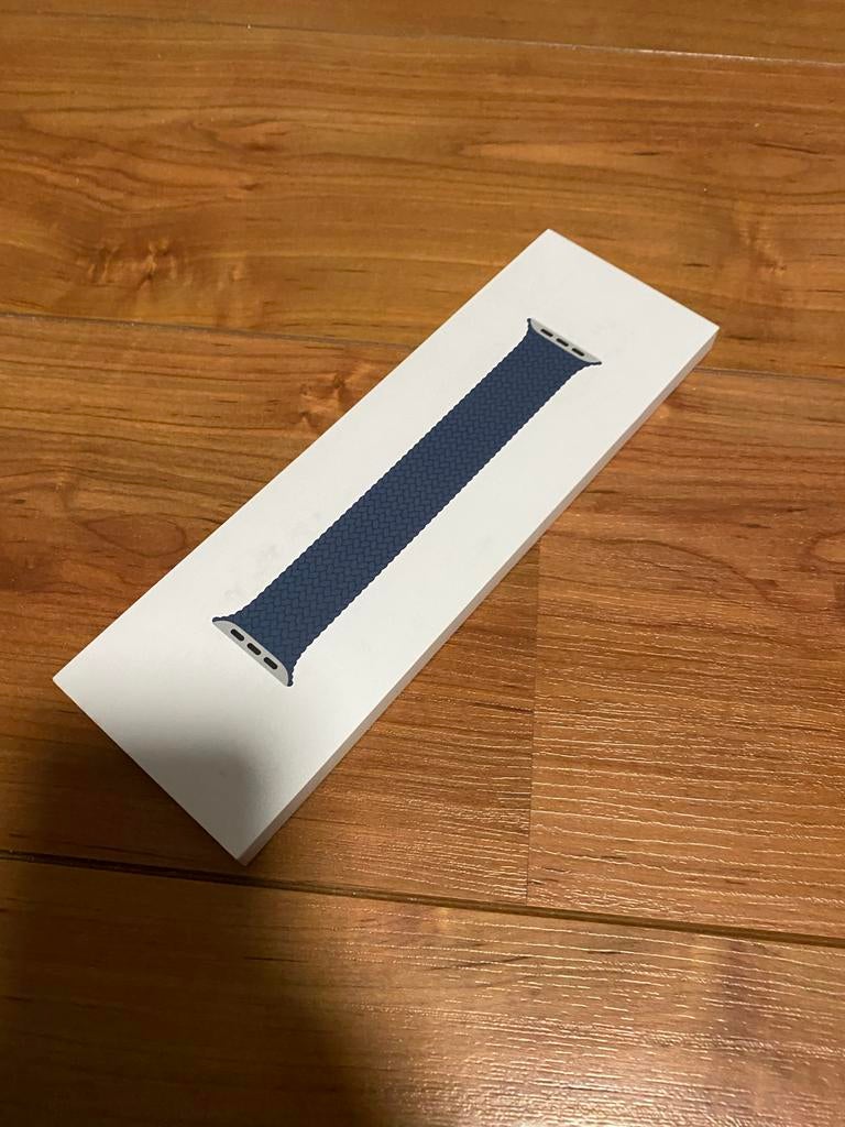 Nieuw Apple Gevlochten Solo Bandje Lake Green 42mm Maat 1, Ophalen of Verzenden, Nieuw, Groen, IOS