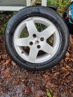 Peugeot velgen 15 inch met Michelin banden, Ophalen