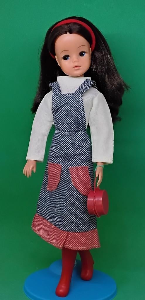 Vintage Barbie Sindy/Fleur Top Wit Jurk/Overgooier Denim Tas, Verzenden, Gebruikt, Kleertjes
