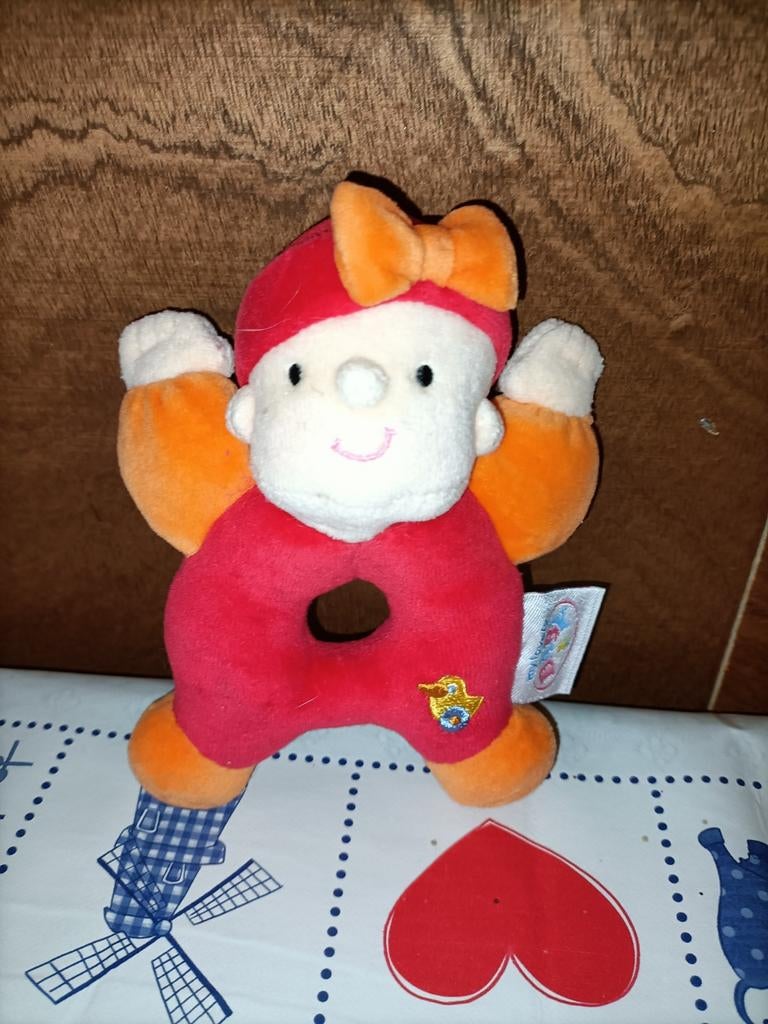 Baby born knuffel met rammelaar 14 cm groot, Ophalen of Verzenden, Zo goed als nieuw