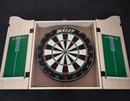 Dartbord set met 3 pijlen, kast en scorebord, Ophalen of Verzenden, Gebruikt, Dartbord met pijlen
