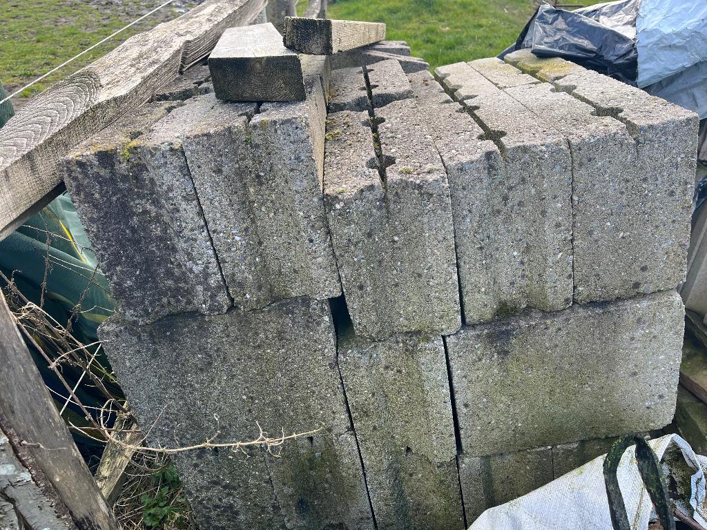 MBI betonblokken LxBXH 32x15x24, Ophalen, Zo goed als nieuw, Beton