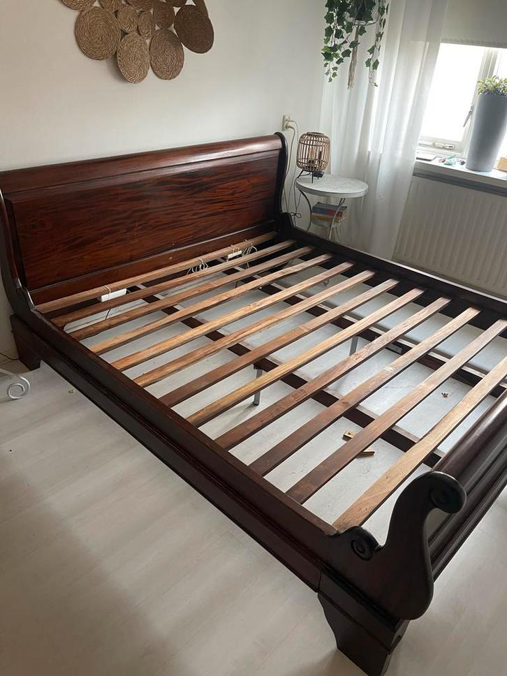 Mahonie Tweepersoonsbed 180x200 - Klassiek Design, Huis en Inrichting, Slaapkamer | Bedden, Gebruikt, Tweepersoons, 180 cm, 200 cm