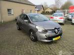 Renault Clio 1.5 dCi Dynamique (bj 2014), Auto diversen, Schadeauto's, Renault, Zilver of Grijs, Hatchback, 1461 cc