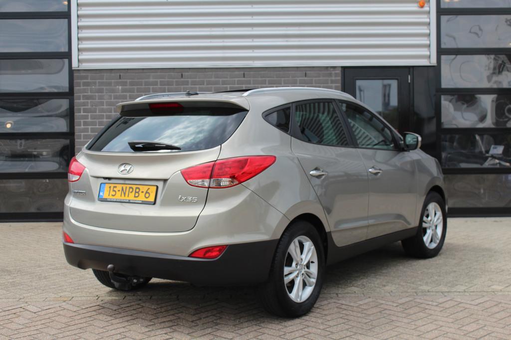 Hyundai ix35 2.0i Style / Automaat / Panoramadak / N.A.P., Gebruikt, 4 cilinders, Met garantie (alle), Leder en Stof