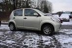 Daihatsu Sirion 2 1.0-12V Trend 5 drs 206 dkm nl auto nw apk, Voorwielaandrijving, Stof, Gebruikt, Beige