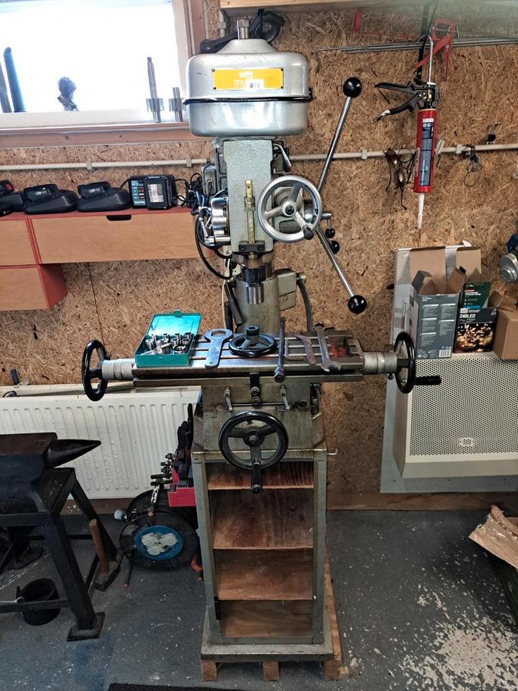 Boor/ freesmachine Huvema HU 30 PDM, Doe-het-zelf en Verbouw, Gereedschap | Boormachines, Gebruikt, Kolomboormachine, Ophalen