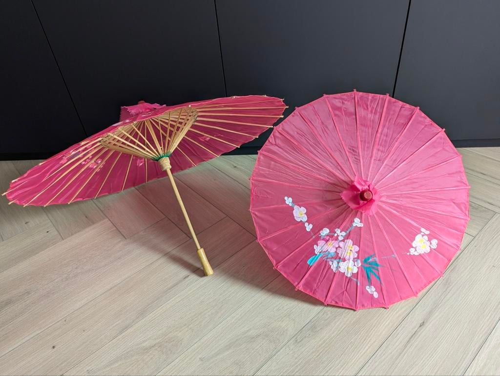 Twee Chinese parasols roze, handgeschilderd, Ophalen of Verzenden, Zo goed als nieuw