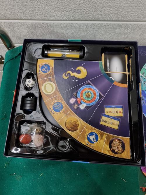 miyu the game, het spel om in jouw toekomst te kijken, Ophalen of Verzenden, 'T Olde Gre-j, Info@toldegrej.nl, Endepoelstraat 20f Didam