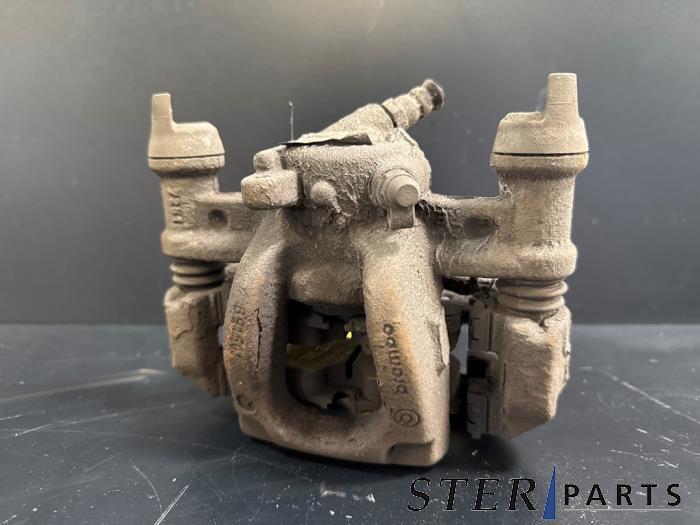 Remklauw (Tang) rechts-achter van een Mercedes Vito, Gebruikt, -, Ophalen of Verzenden, -