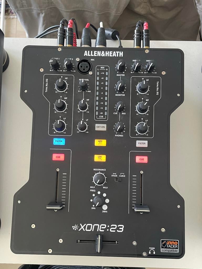 Allen & Heath Xone 23 DJ Mixer - Zo goed als nieuw, Muziek en Instrumenten, Ophalen of Verzenden, Zo goed als nieuw, Dj-set, Overige merken