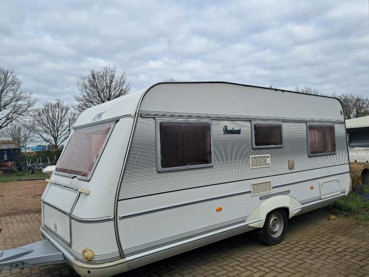 te koop lmc toercaravan dominant, Caravans en Kamperen, Caravans, Particulier, tot en met 4, Rondzit, LMC en Münsterland, Vast bed