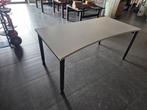 Bureau 180 x 90 cm - antraciet onderstel i.c.m. grijs blad, Ophalen, Gebruikt, Bureau