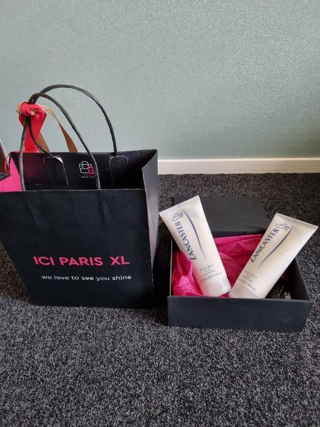 *ICI PARIS LANCASTER 2 FLESSEN NIEUW 12,50*, Ophalen, Nieuw, Bodylotion, Crème of Olie