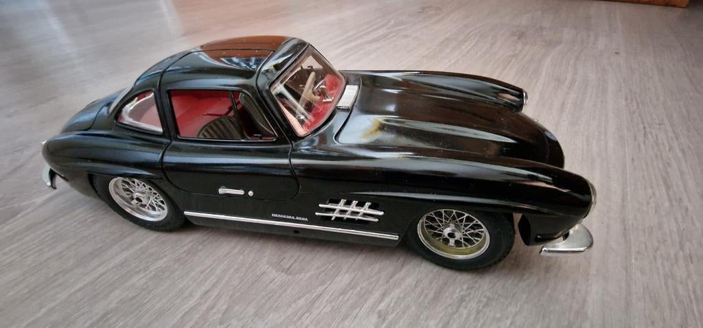 Burago Mercedes 300 SL Schaalmodel Zwart, Ophalen, Zo goed als nieuw, Auto, Bburago