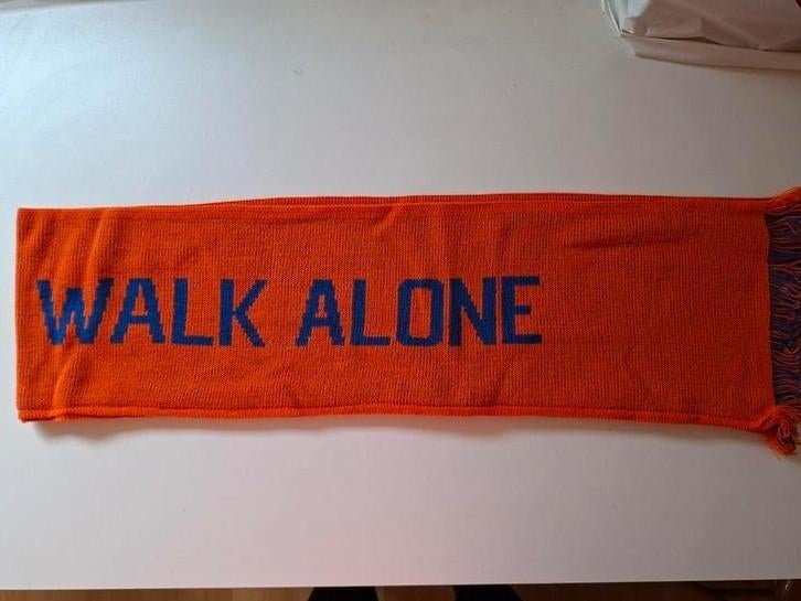 Oranje sjaal met 'YOU'LL NEVER WALK ALONE' en Rabobank, Ophalen of Verzenden, Nieuw, Sjaal