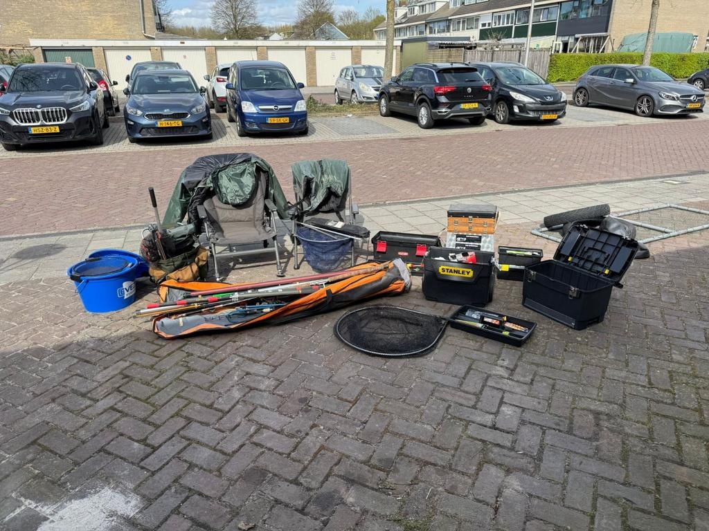 Diverse visspullen: complete set voor de visser, Watersport en Boten, Ophalen, Gebruikt, Complete hengel
