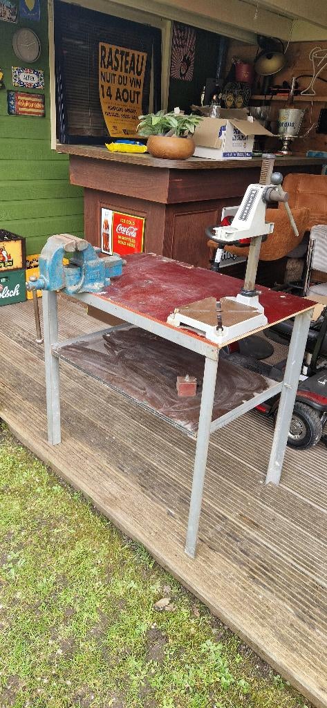 Stalen werkbank met bankschroef en boorkolom, Ophalen, Gebruikt, Bankschroef