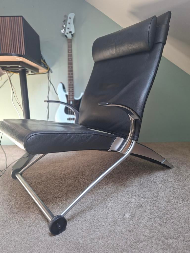 Joachim Nees design Lounge Chair Model X-Chair kleur zwart, Ophalen, Gebruikt, 50 tot 75 cm