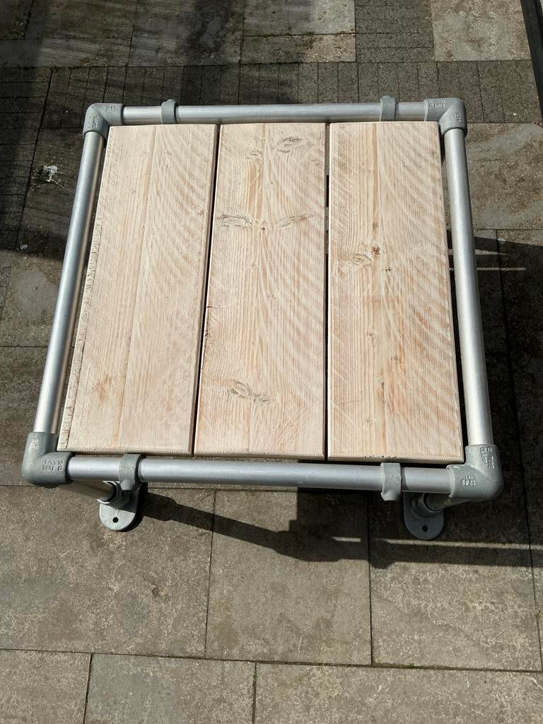 Bijzettafel steigerhout koppelbuizen, Ophalen, Gebruikt, Vierkant, Hout