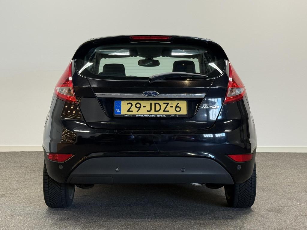 Ford Fiesta 1.4 Titanium Clima!, Auto's, Ford, Voorwielaandrijving, Stof, Zwart, Origineel Nederlands