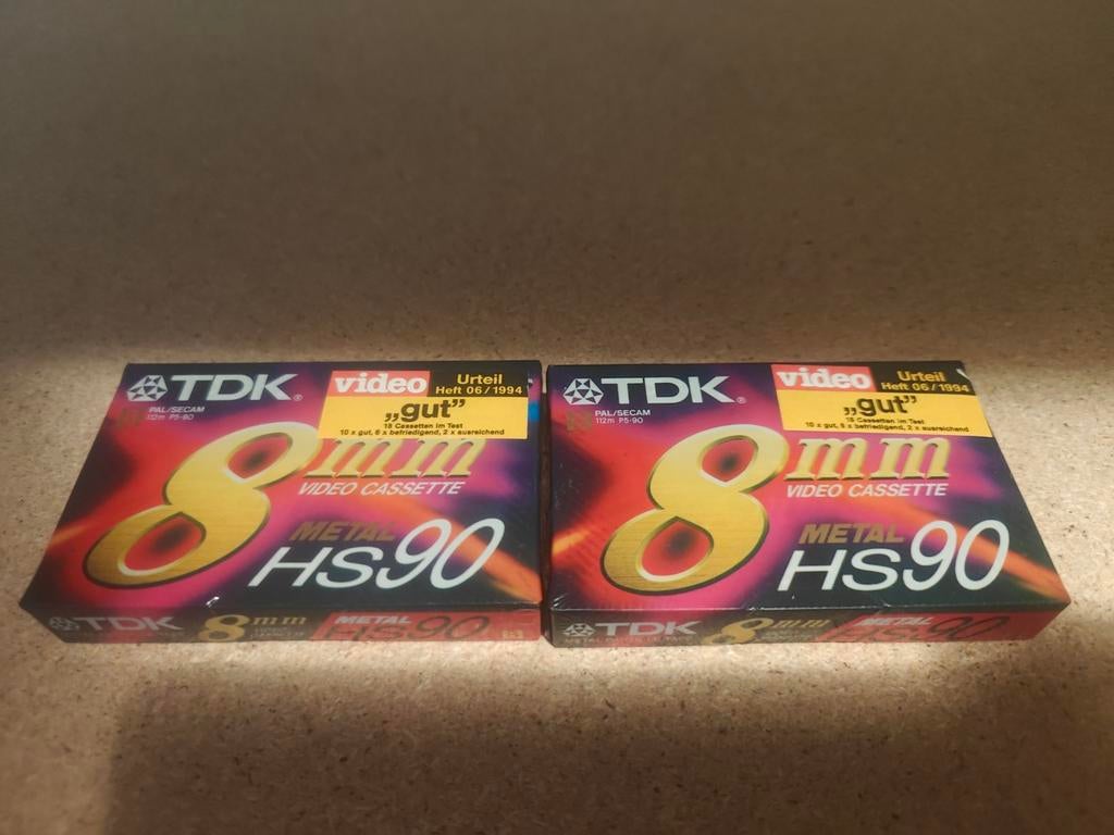 Twee TDK 8mm Metal HS90 Video Casette NIEUW, Audio, Tv en Foto, Videocamera's Analoog, Ophalen of Verzenden, 8mm, (Video)band