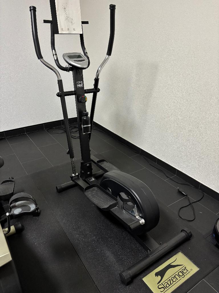 crosstrainer, Sport en Fitness, Fitnessapparatuur, Ophalen, Gebruikt, Overige materialen, Crosstrainer