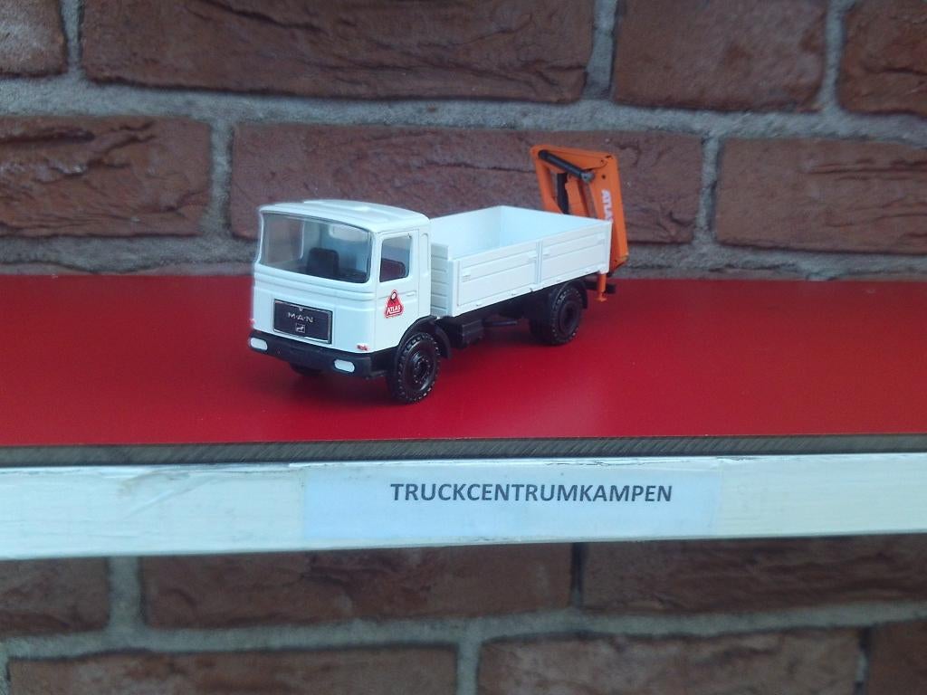 Conrad  Man  vrachtwagen  met  kraan., Ophalen of Verzenden, Zo goed als nieuw, Bus of Vrachtwagen, Conrad