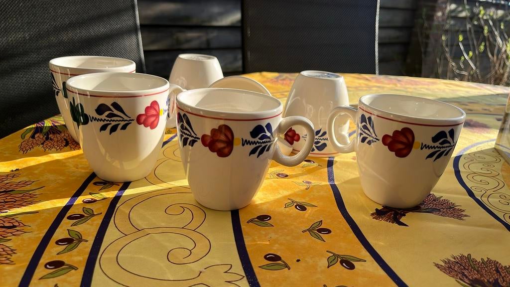 Royal Boch Boerenbont mokken - minder dan een euro per stuk, Ophalen, Zo goed als nieuw, Kop(pen) en/of Schotel(s), Aardewerk