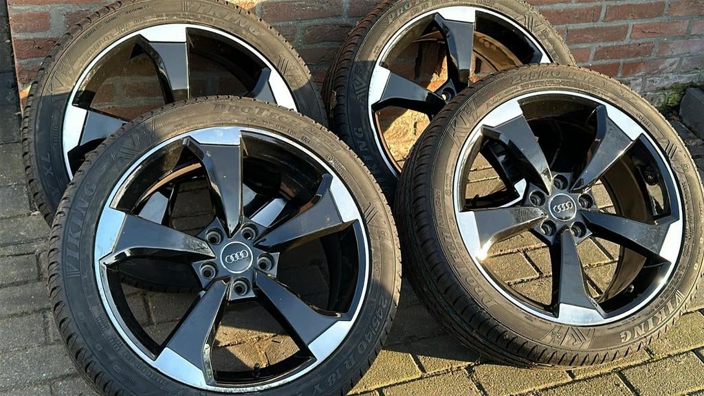 Rotor Velgen 18inch met Audi Logo incl.nieuwe banden 245/40, Auto-onderdelen, Banden en Velgen, 18 inch, 245 mm, Nieuw, Ophalen of Verzenden