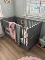 Petit Amelie baby/peuterkamer met doorgroei ledikant, Ophalen of Verzenden, Zo goed als nieuw, Jongetje of Meisje